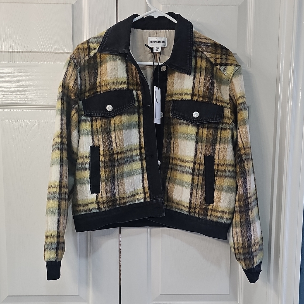 For The Republic Women's Cropped Plaid Black Denim Trucker Jacket Med NWT